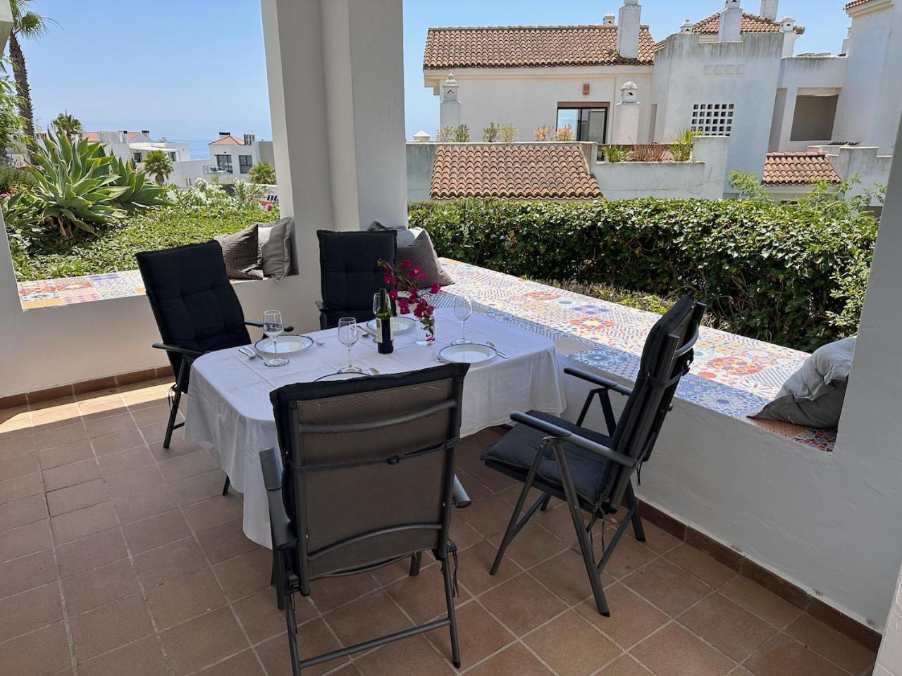 Quiet Family Apartment, 4 Pools, Close To The Beach And Golf, La Marina Alcaidesa 9 02 Εξωτερικό φωτογραφία