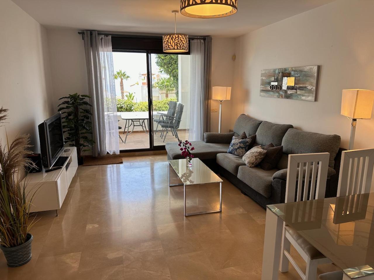 Quiet Family Apartment, 4 Pools, Close To The Beach And Golf, La Marina Alcaidesa 9 02 Εξωτερικό φωτογραφία